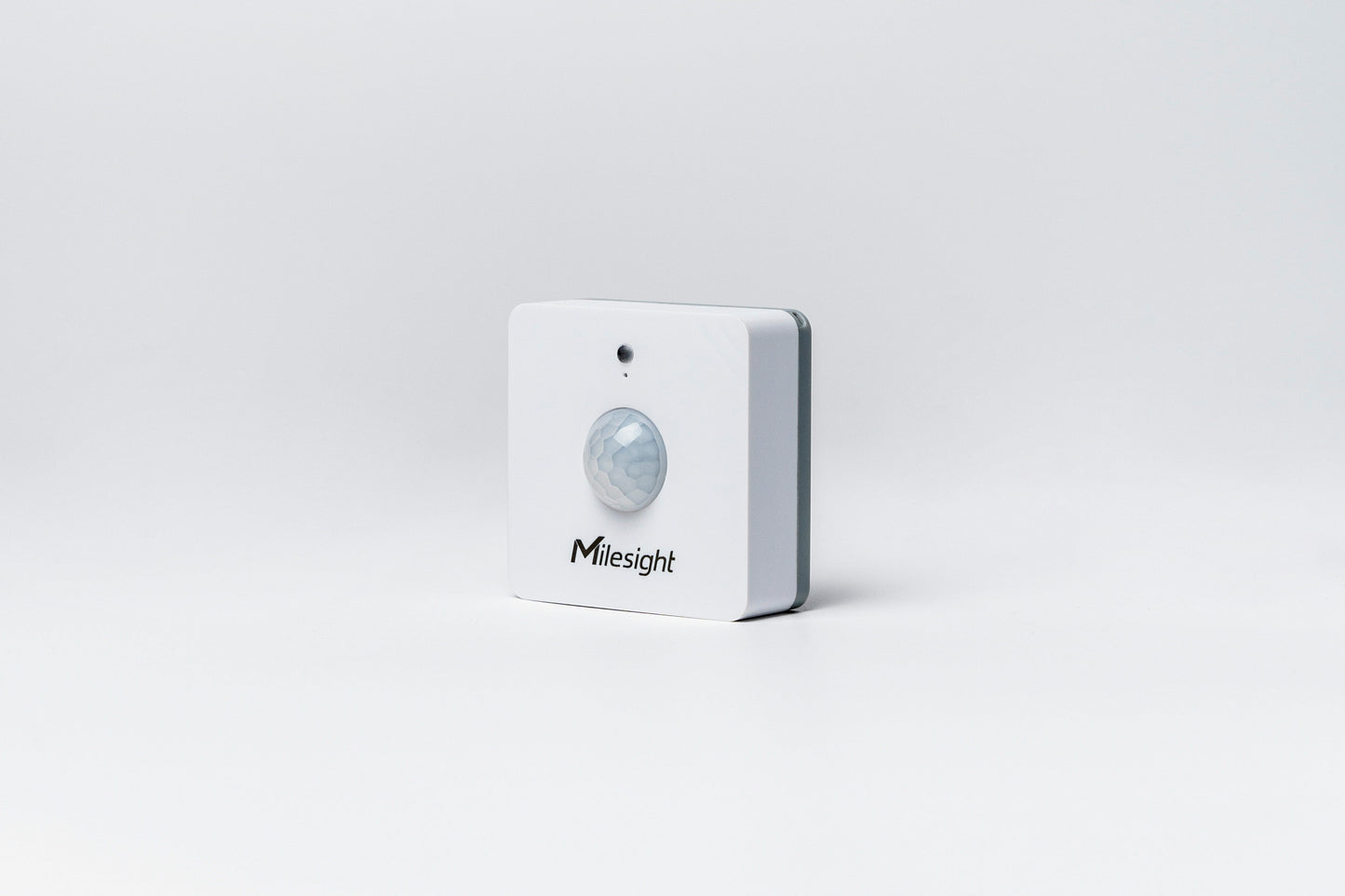PIR & Light Sensor: WS202