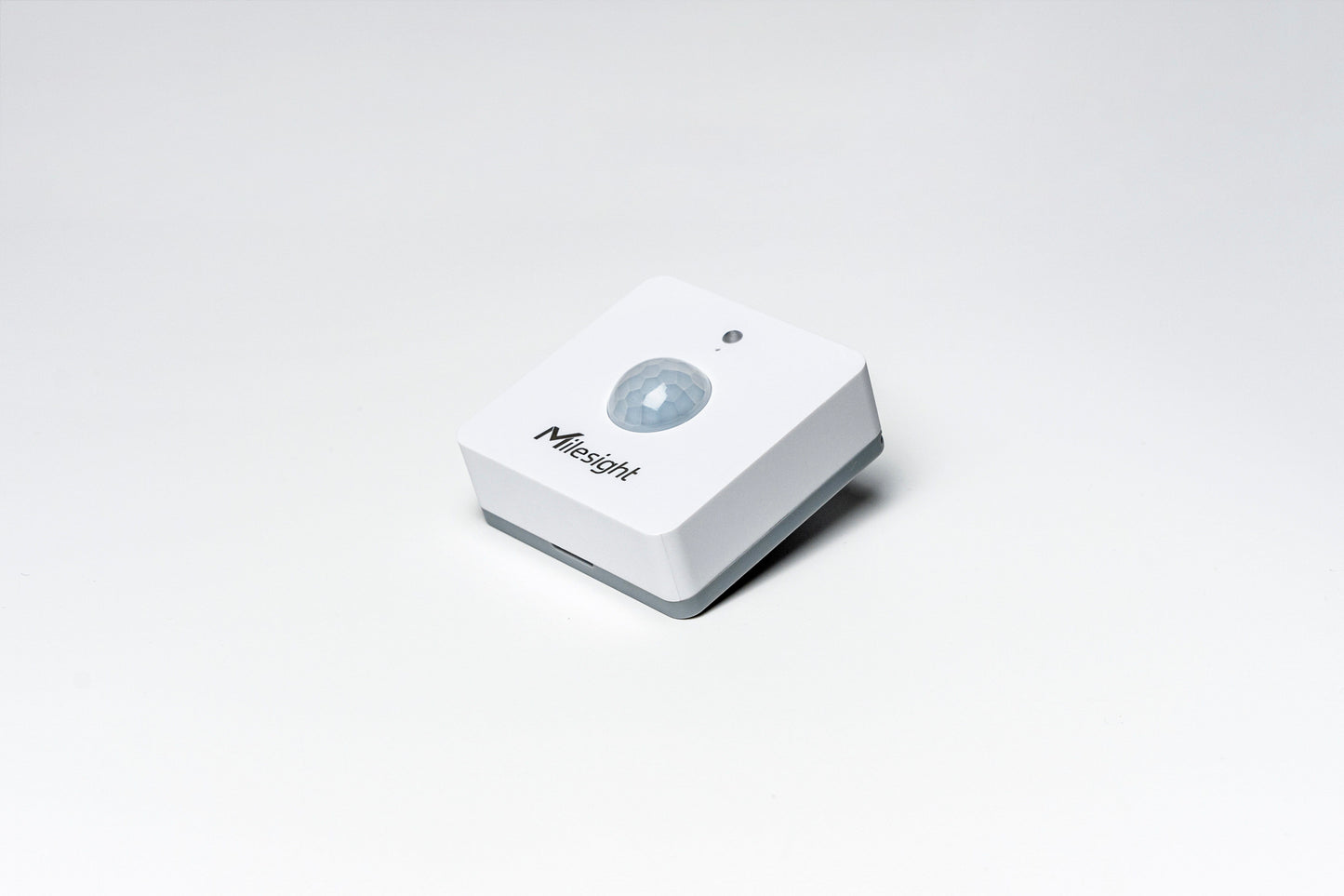 PIR & Light Sensor: WS202