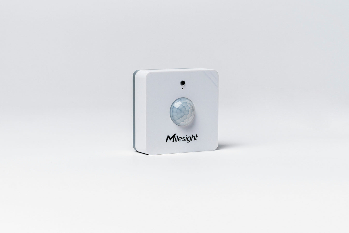 PIR & Light Sensor: WS202