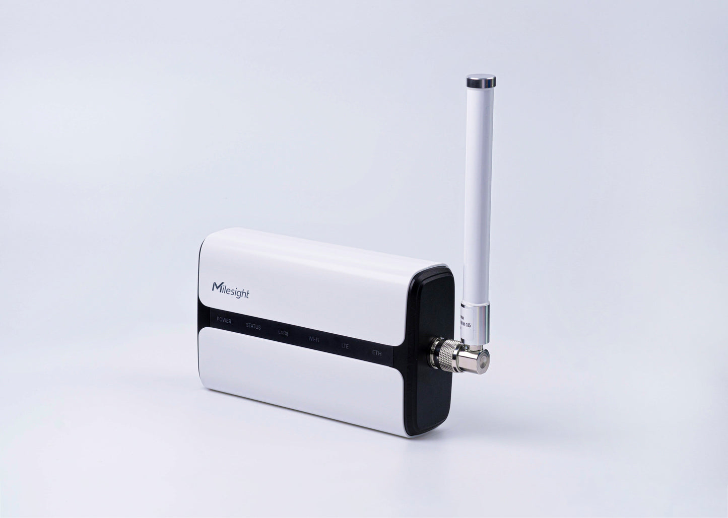 Semi-industrial LoRaWAN Gateway - UG65
